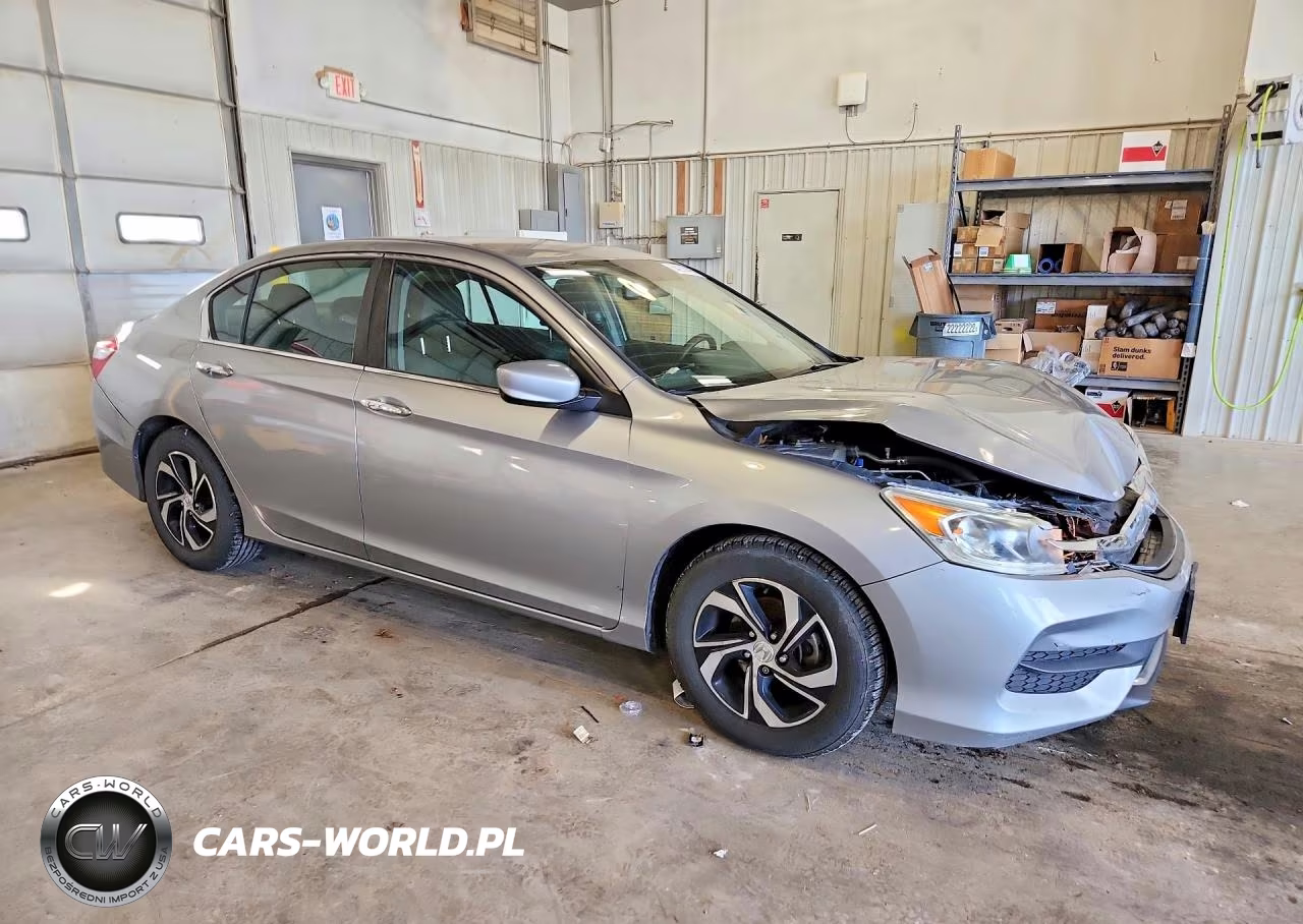 2017 Honda Accord Lx VIN:1HGCR2F35HA239597 - 4