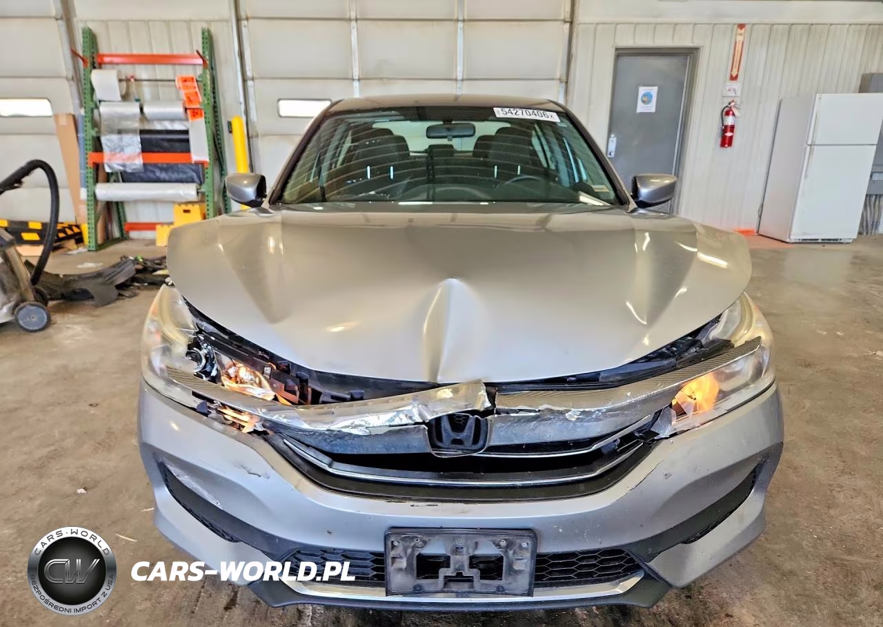2017 Honda Accord Lx VIN:1HGCR2F35HA239597 - 5