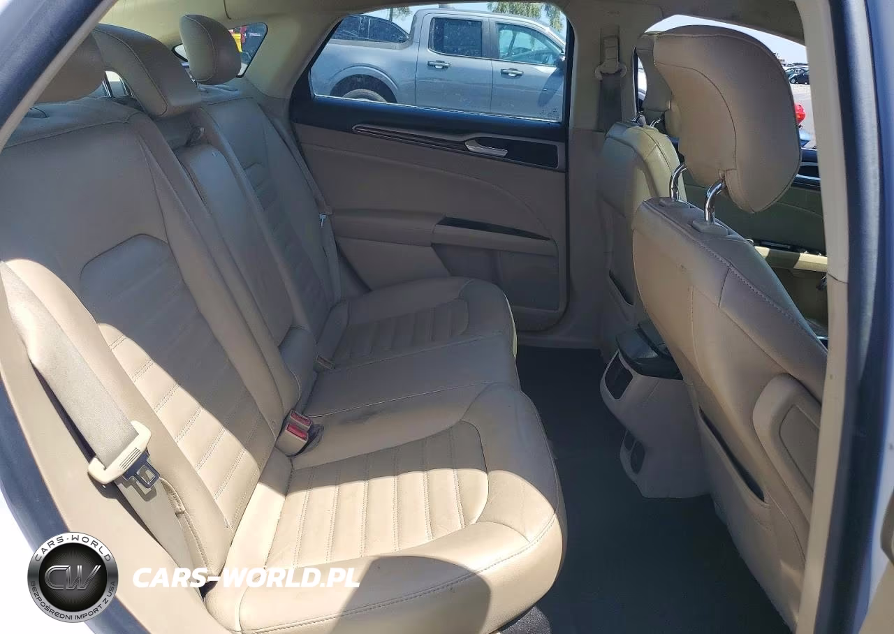 2014 Ford Fusion Se Hybrid VIN:3FA6P0LUXER186308 - 10