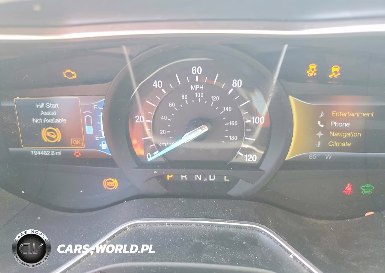 2014 Ford Fusion Se Hybrid VIN:3FA6P0LUXER186308 - 9