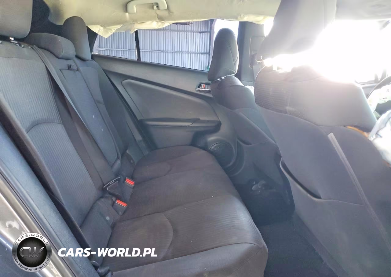 2016 Toyota Prius Two VIN:JTDKBRFU4G3010864 - 10