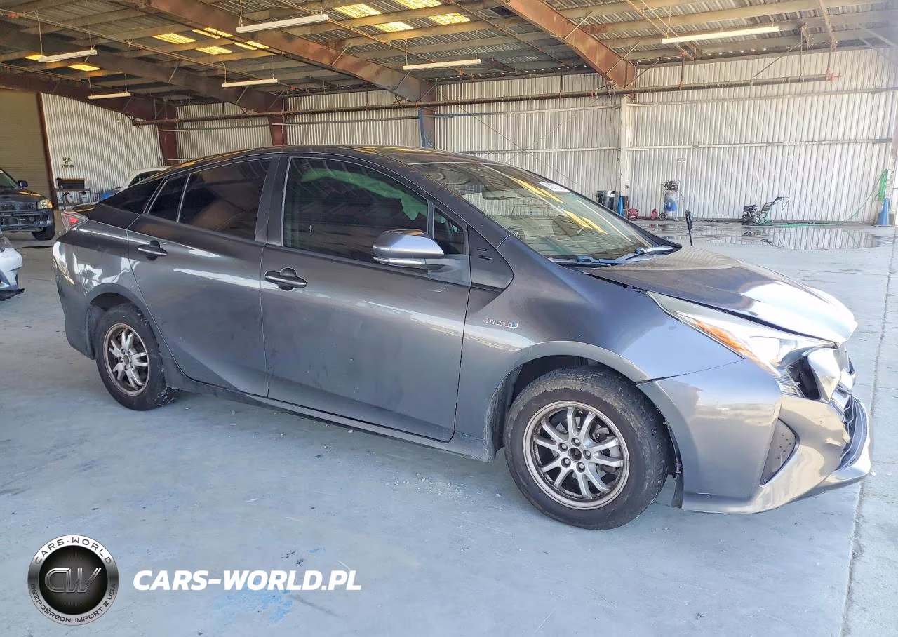 2016 Toyota Prius Two VIN:JTDKBRFU4G3010864 - 4