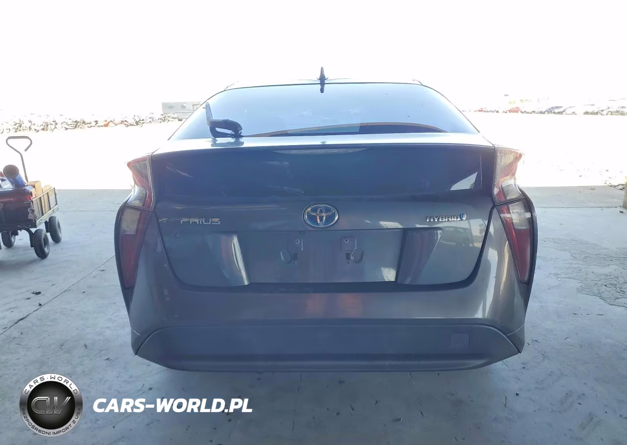 2016 Toyota Prius Two VIN:JTDKBRFU4G3010864 - 6