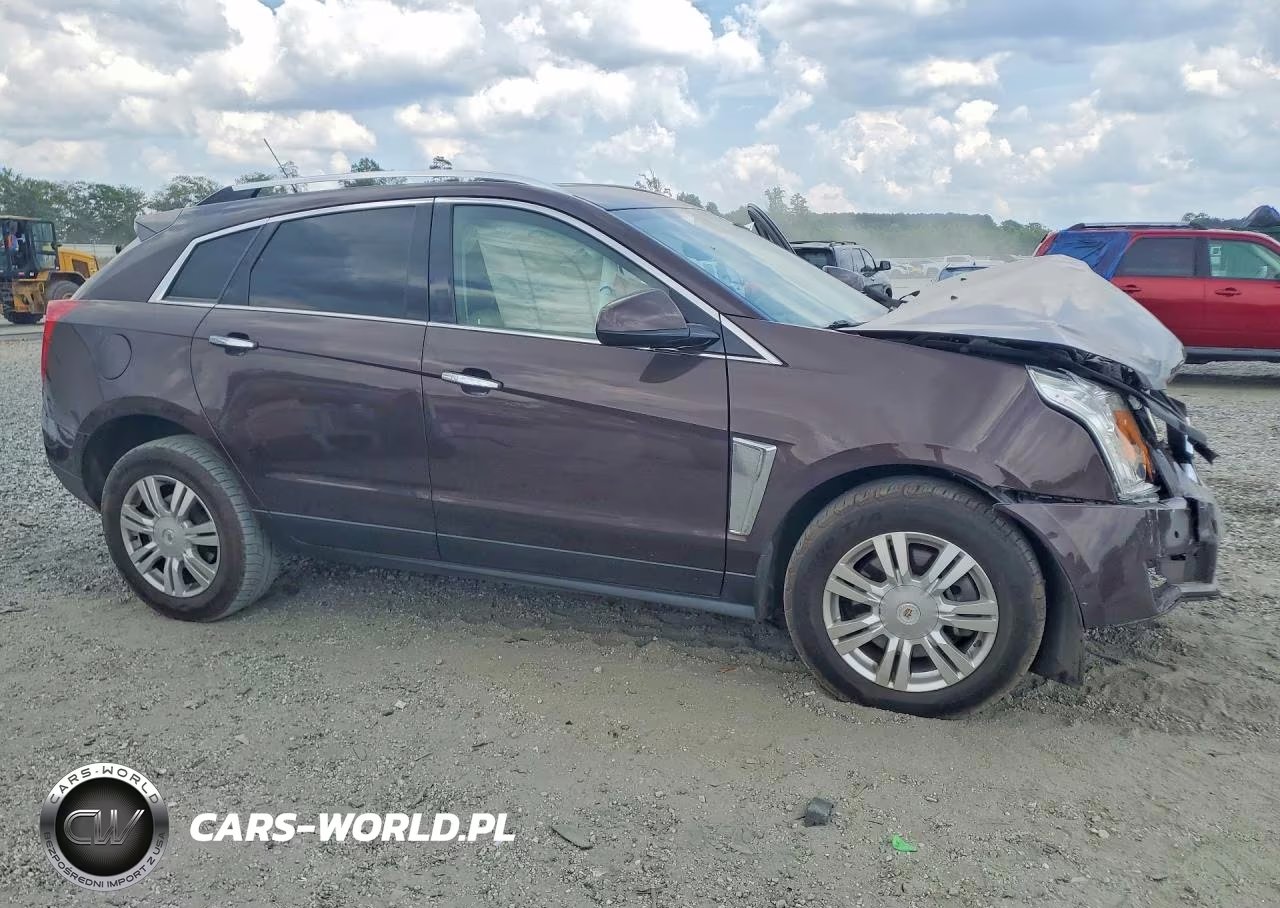 2015 Cadillac Srx Luxury VIN:3GYFNEE31FS577370 - 4