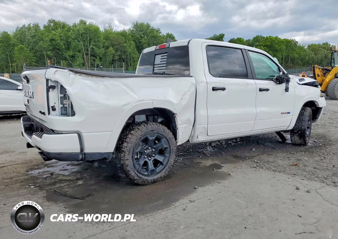 2025 Ram 1500 Big Horn VIN:1C6SRFFP1SN625915 - 3