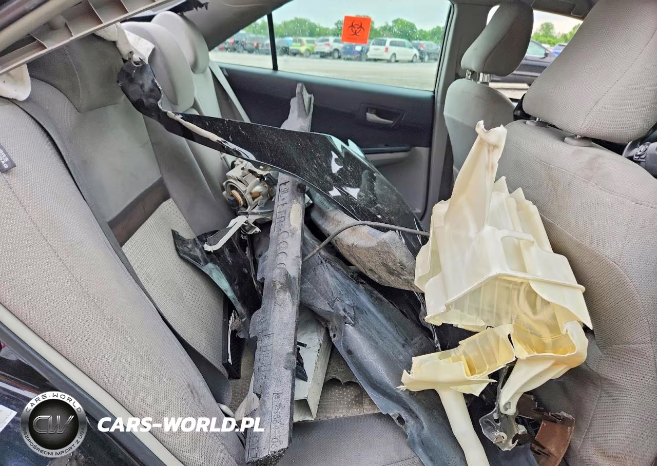 2014 Toyota Camry Le VIN:4T4BF1FK0ER370503 - 10