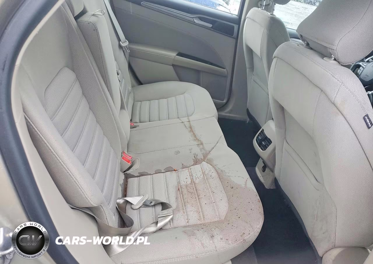2017 Ford Fusion Se VIN:3FA6P0H74HR377116 - 10
