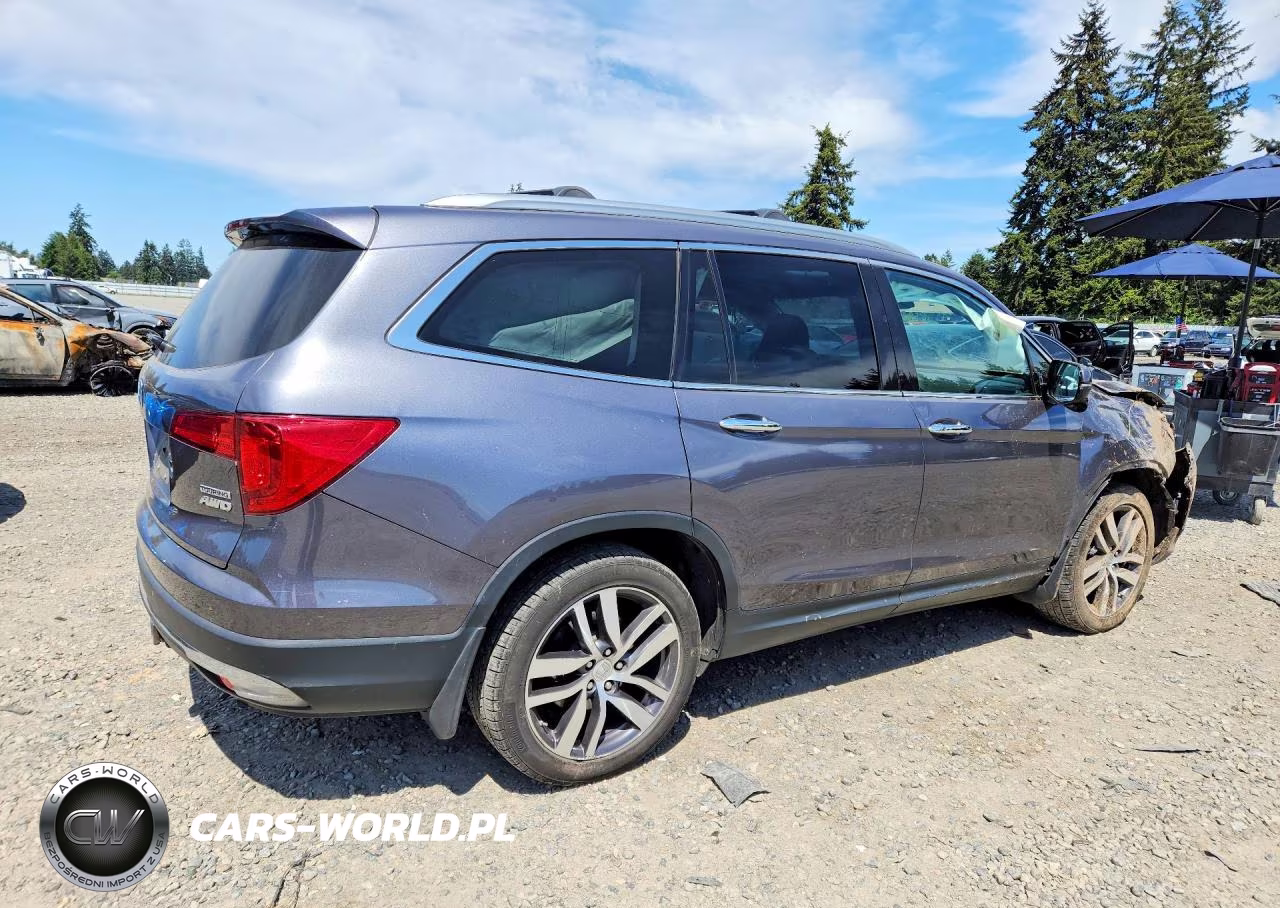 2016 Honda Pilot Touring VIN:5FNYF6H97GB087575 - 3