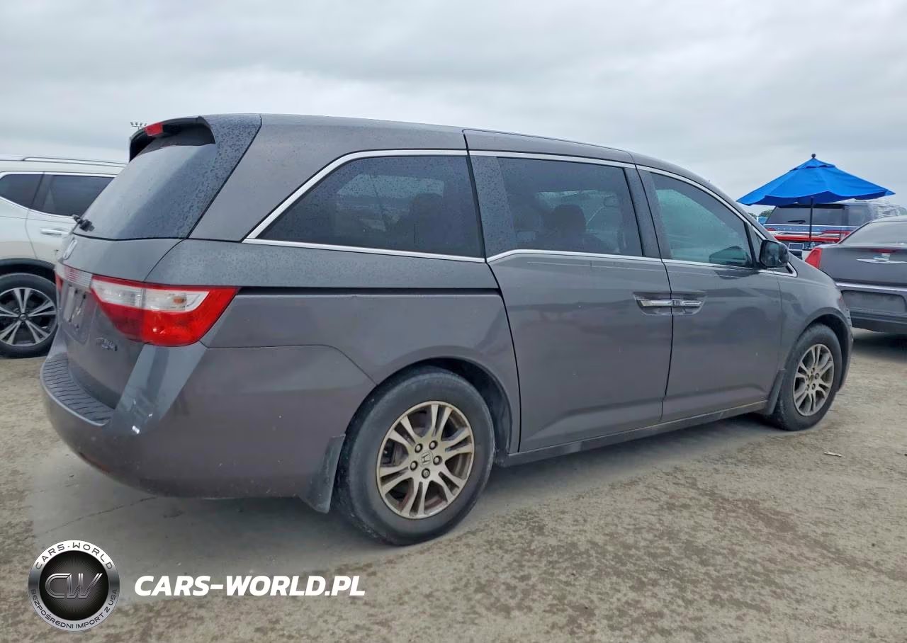 2013 Honda Odyssey Exl VIN:5FNRL5H65DB081136 - 3