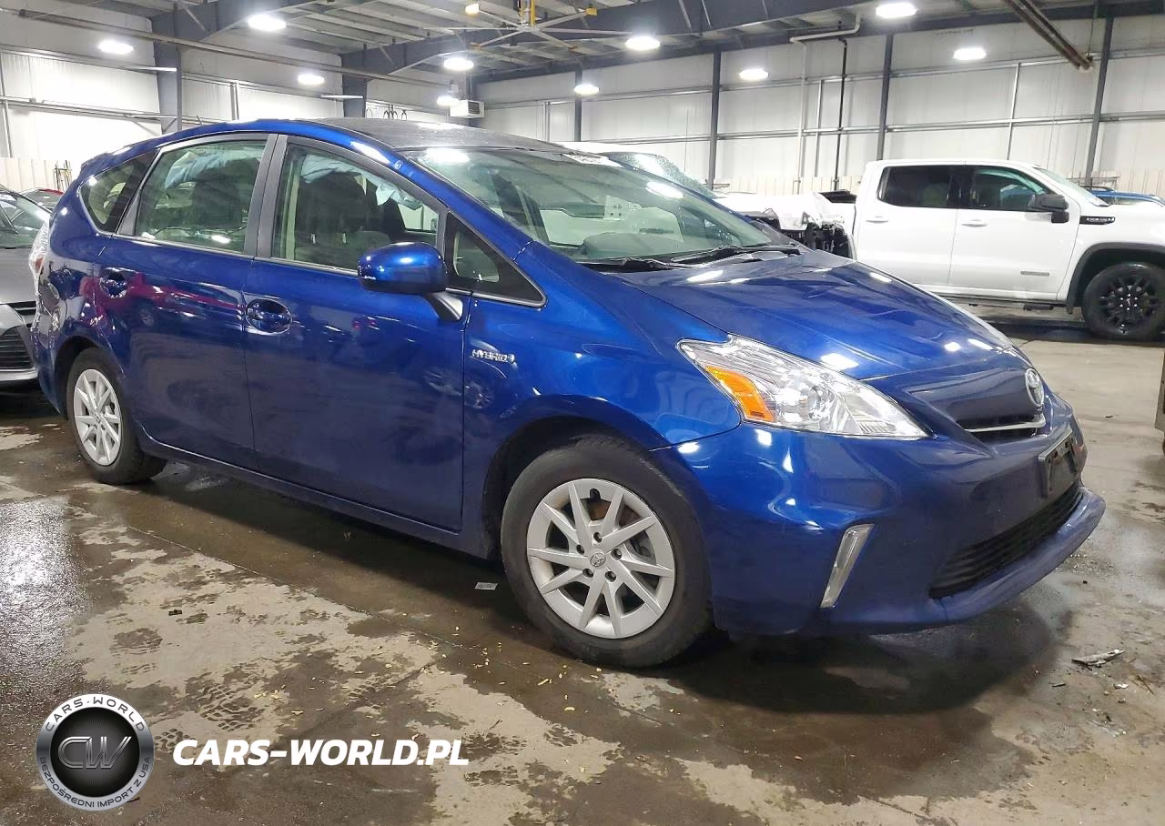 2014 Toyota Prius V Three VIN:JTDZN3EU5E3362885 - 4