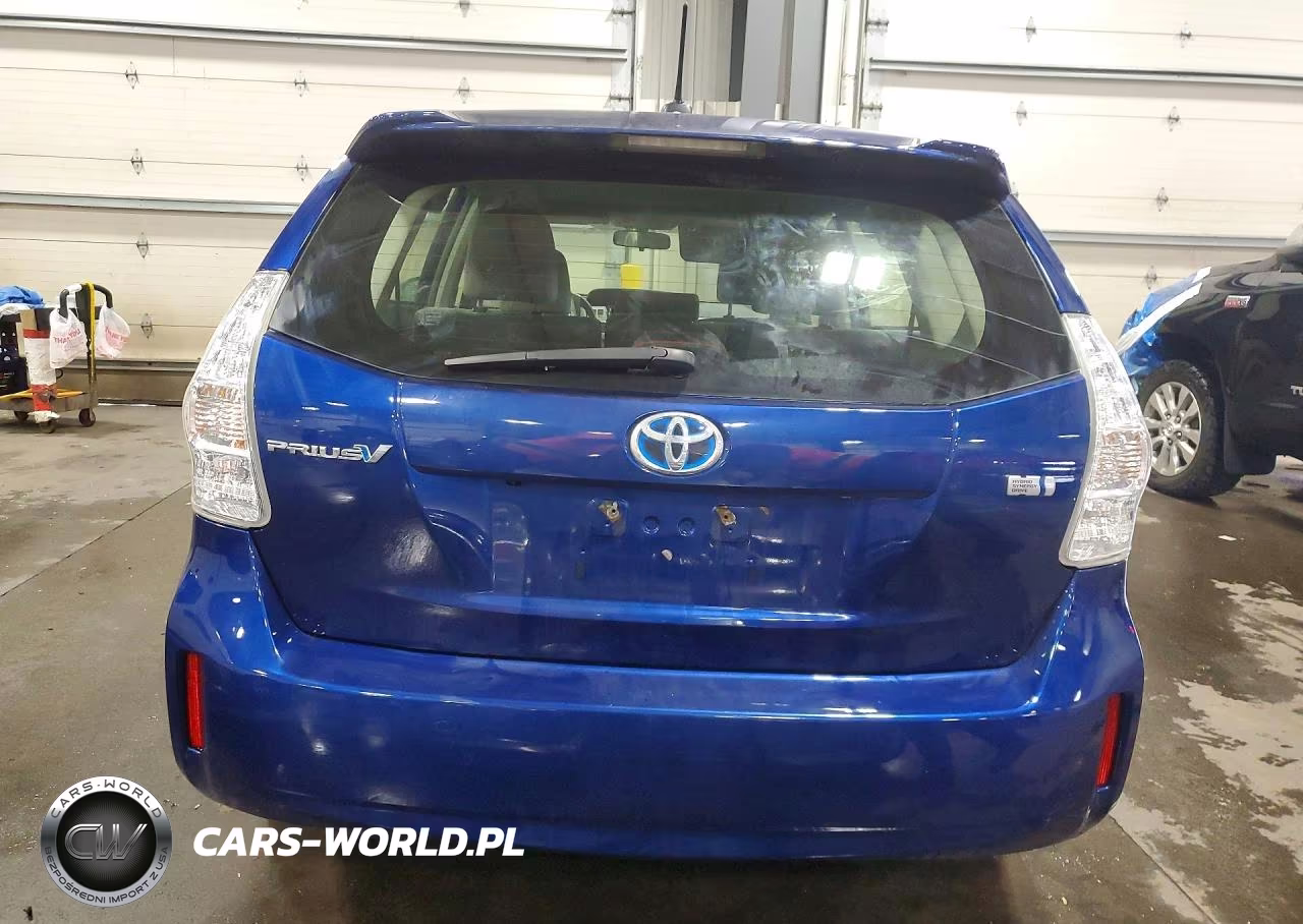 2014 Toyota Prius V Three VIN:JTDZN3EU5E3362885 - 6
