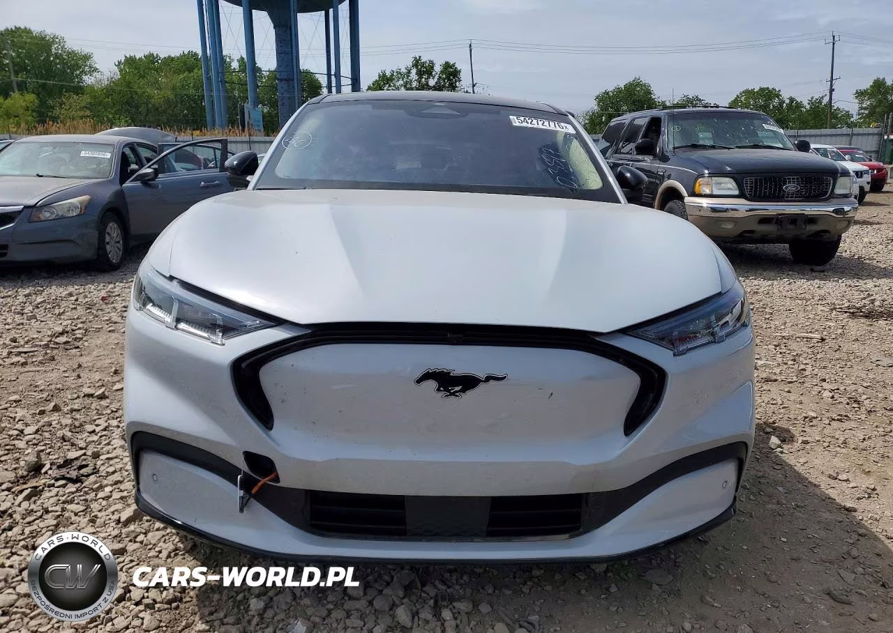 2023 Ford Mustang Mach-E Premium VIN:3FMTK3S59PMB03597 - 5