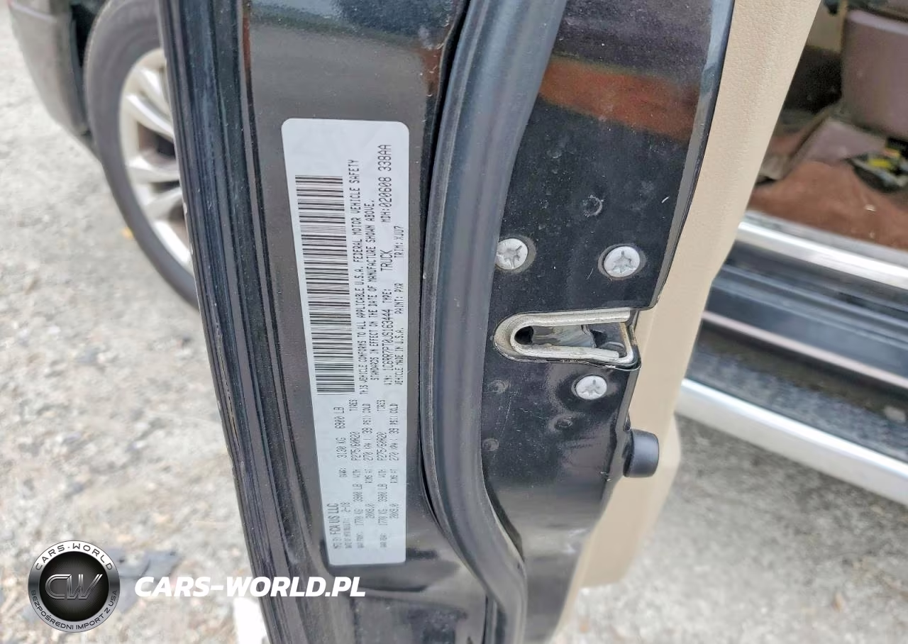 2018 Ram 1500 Longhorn VIN:1C6RR7PT0JS163444 - 12
