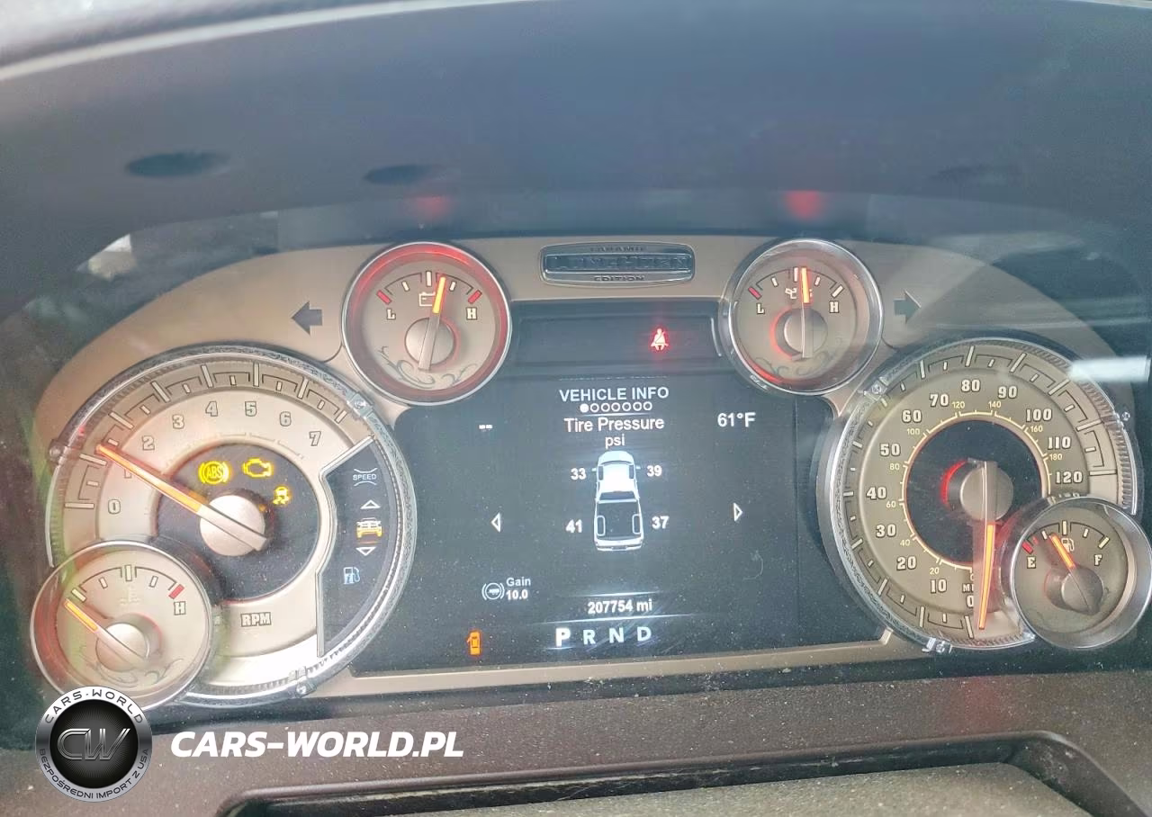 2018 Ram 1500 Longhorn VIN:1C6RR7PT0JS163444 - 9