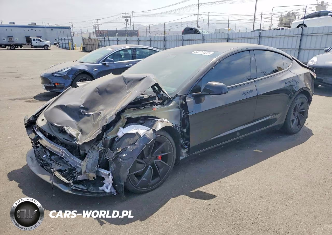 2026 Tesla Model 3 – zdjęcie 1 z 12