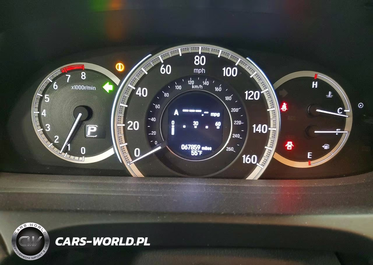 2017 Honda Accord Touring VIN:1HGCR3F9XHA045349 - 9
