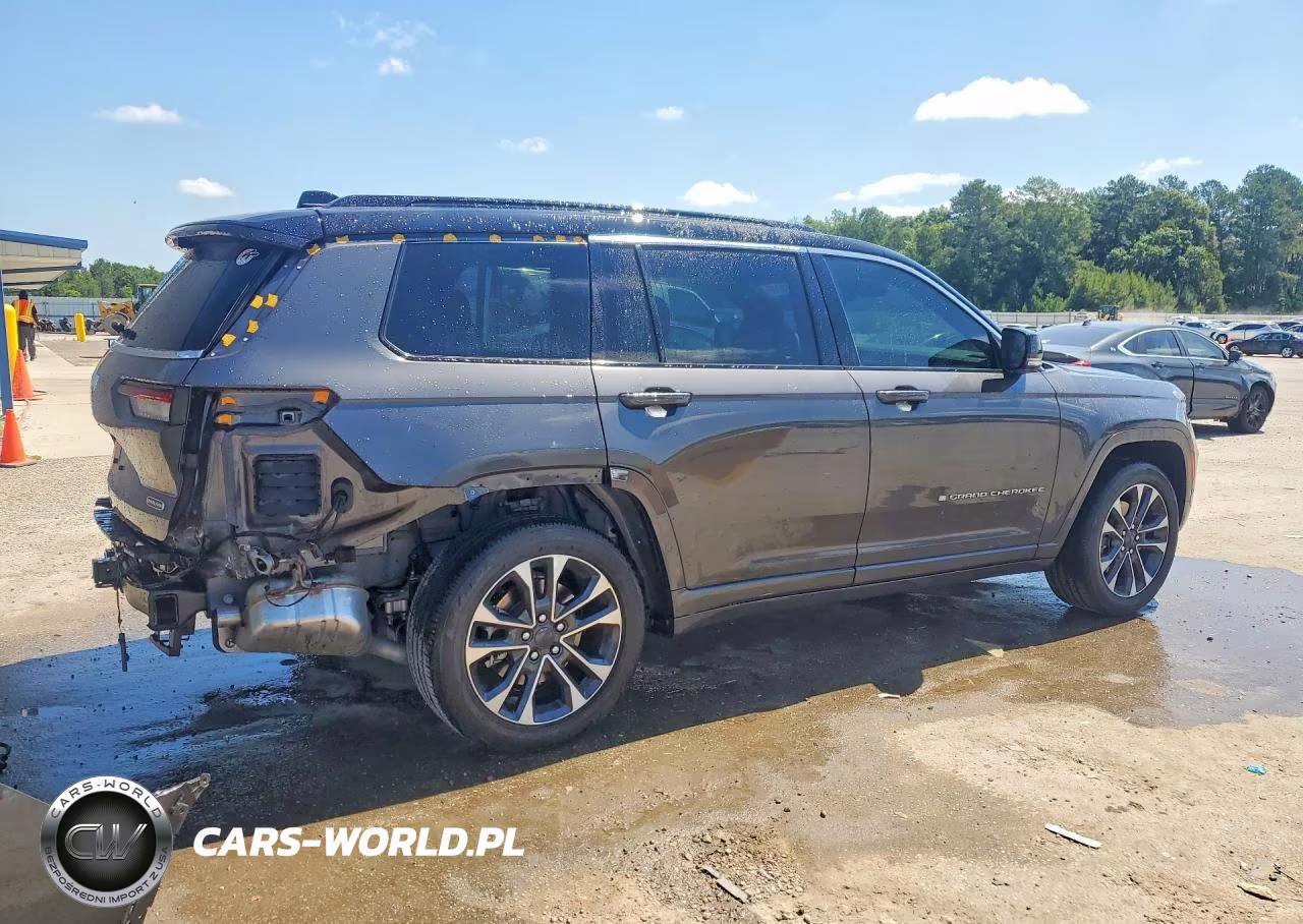 2024 Jeep Grand Cherokee L Overland VIN:1C4RJKDT0R8548227 - 3