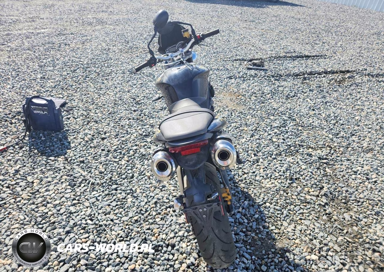 2010 Triumph Motorcycle Street Triple R VIN:SMTD02NE4AJ438695 - 4
