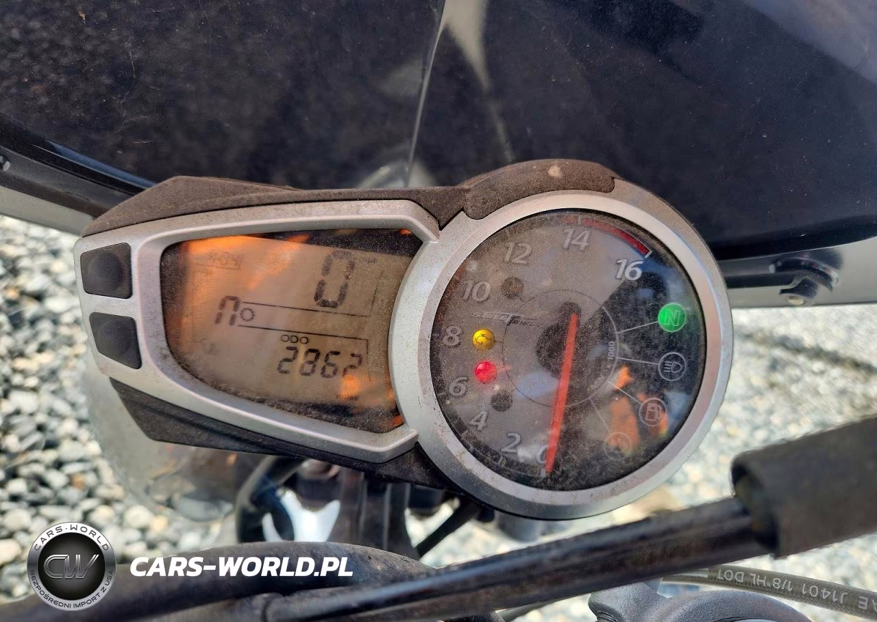 2010 Triumph Motorcycle Street Triple R VIN:SMTD02NE4AJ438695 - 7