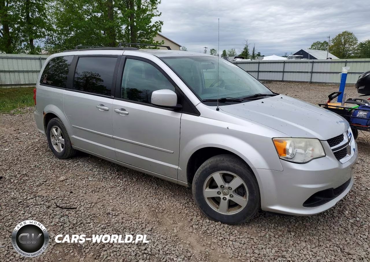 2012 Dodge Grand Caravan Sxt VIN:2C4RDGCG1CR295097 - 4
