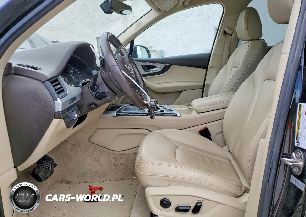 2018 Audi Q7 Premium Plus VIN:WA1LHAF75JD047075 - 7