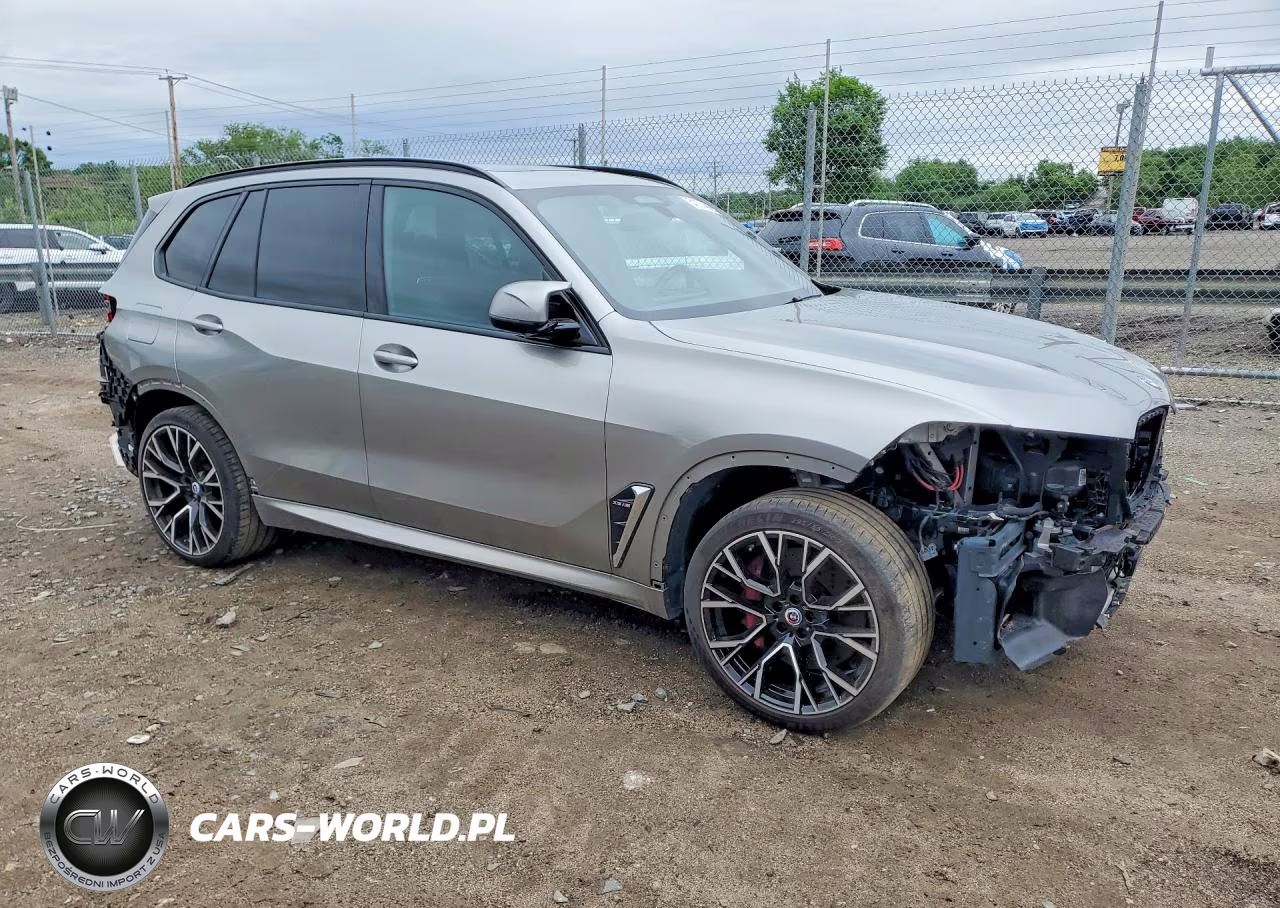 2023 BMW X5 M VIN:5YMJU0C04P9R93309 - 4