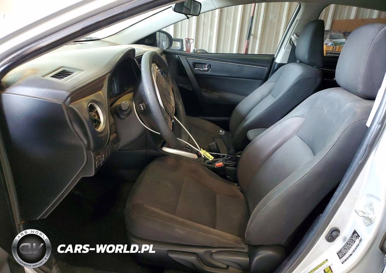2019 Toyota Corolla Le VIN:5YFBURHE6KP946095 - 7