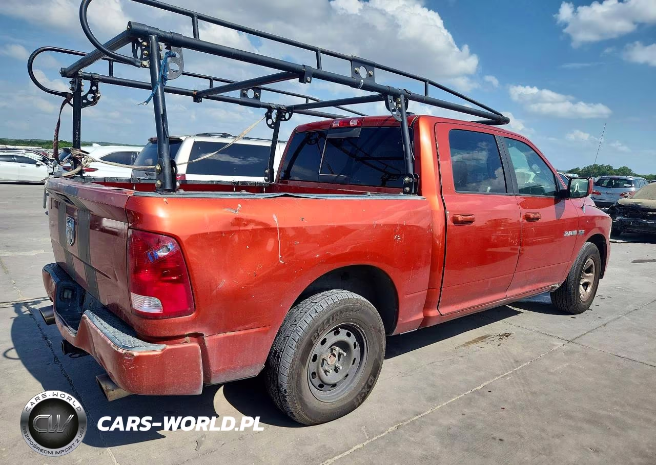 2009 Dodge Ram 1500 VIN:1D3HB13T19S738195 - 3
