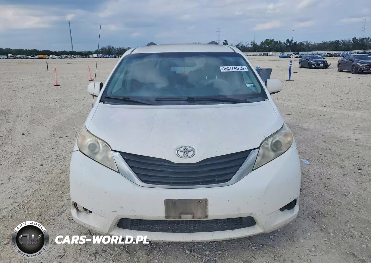 2011 Toyota Sienna Le VIN:5TDKK3DCXBS121482 - 5