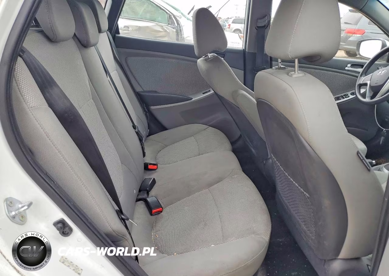 2013 Hyundai Accent Gs VIN:KMHCT5AE7DU136678 - 10