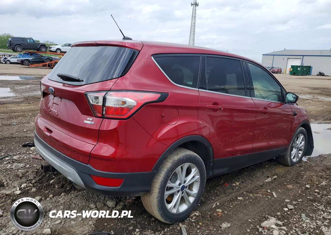 2017 Ford Escape Se VIN:1FMCU9G93HUC97968 - 3