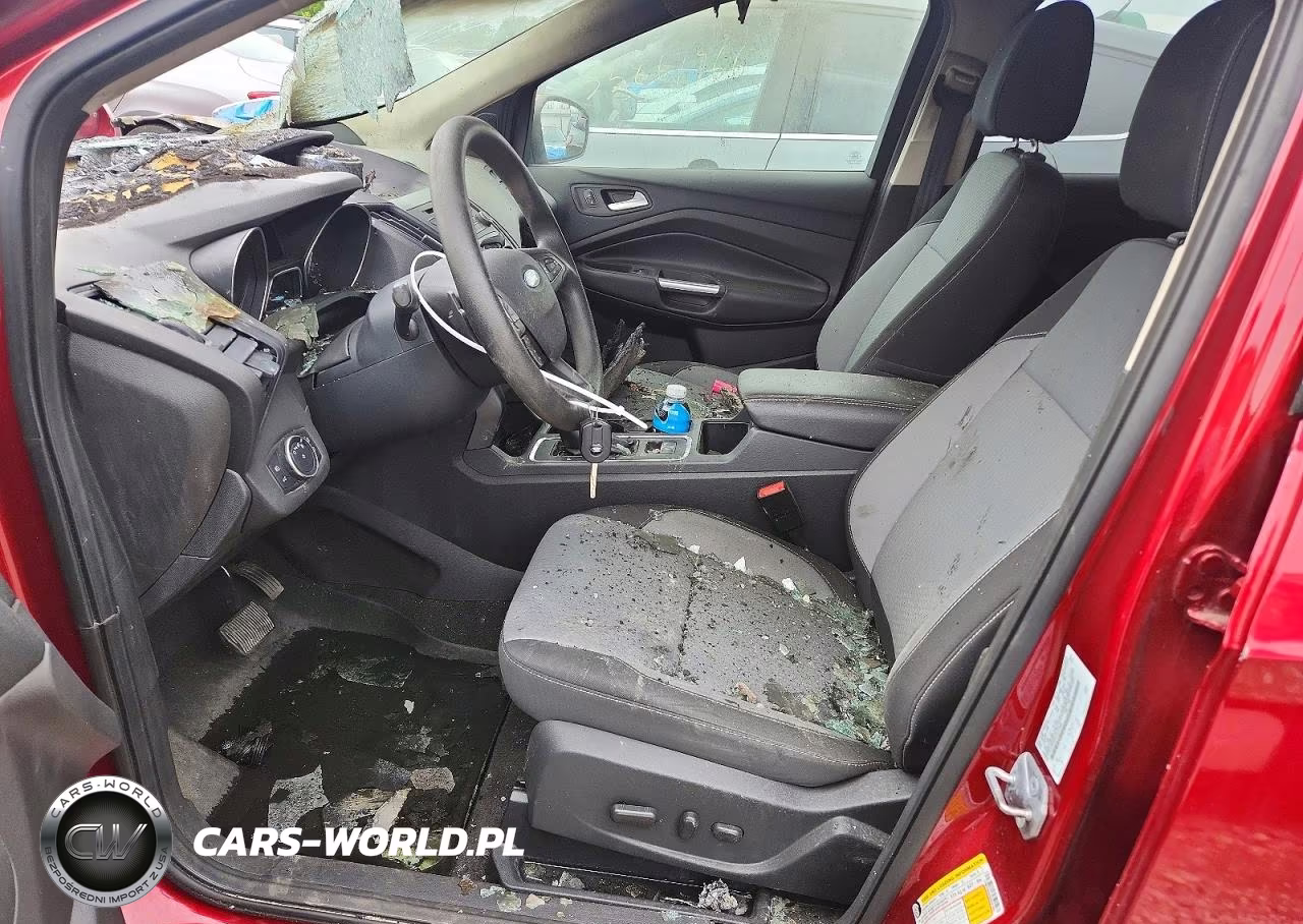 2017 Ford Escape Se VIN:1FMCU9G93HUC97968 - 7