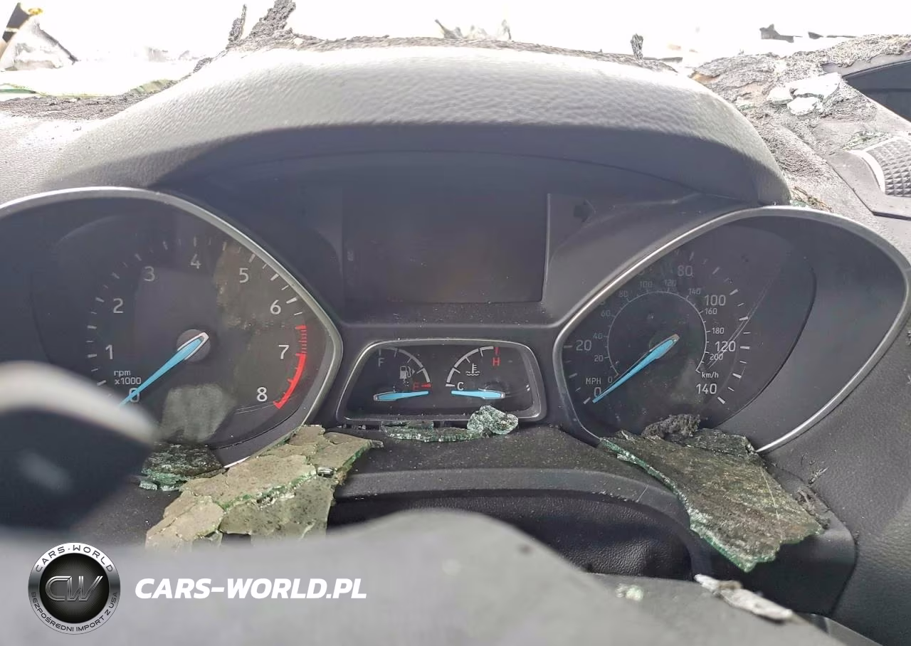 2017 Ford Escape Se VIN:1FMCU9G93HUC97968 - 9