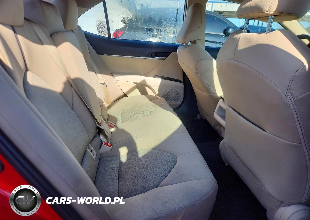 2024 Toyota Camry Le VIN:4T1C11AK8RU190311 - 10