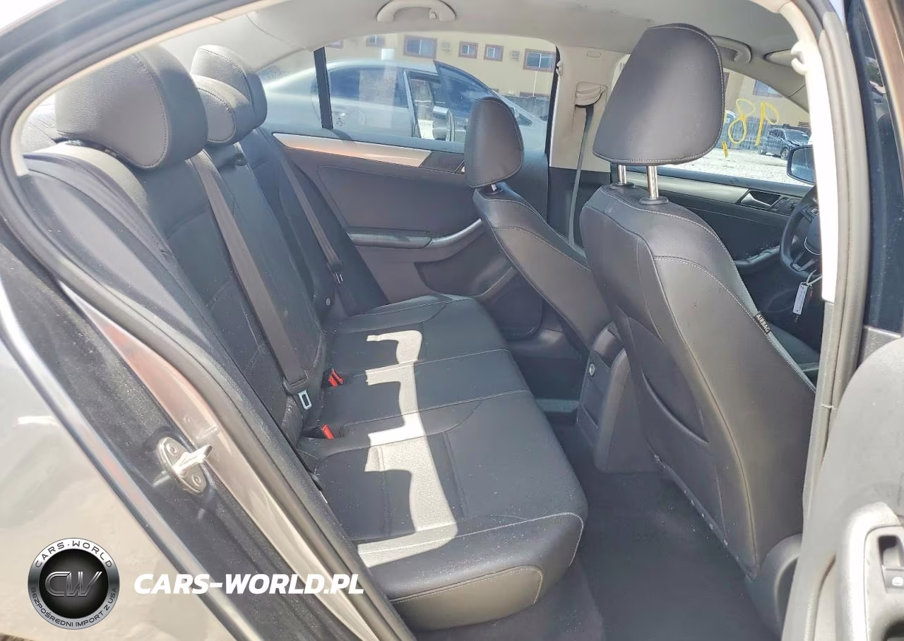 2018 Volkswagen Jetta Se-Wolfsburg VIN:3VWDB7AJ9JM222964 - 10