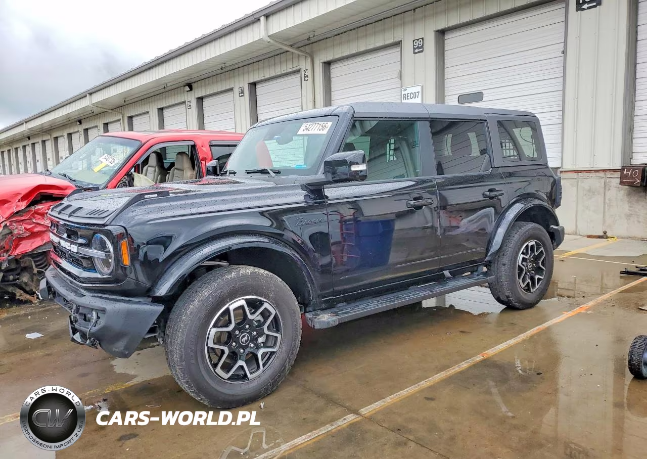 2024 Ford Bronco Outer Banks – zdjęcie 1 z 13