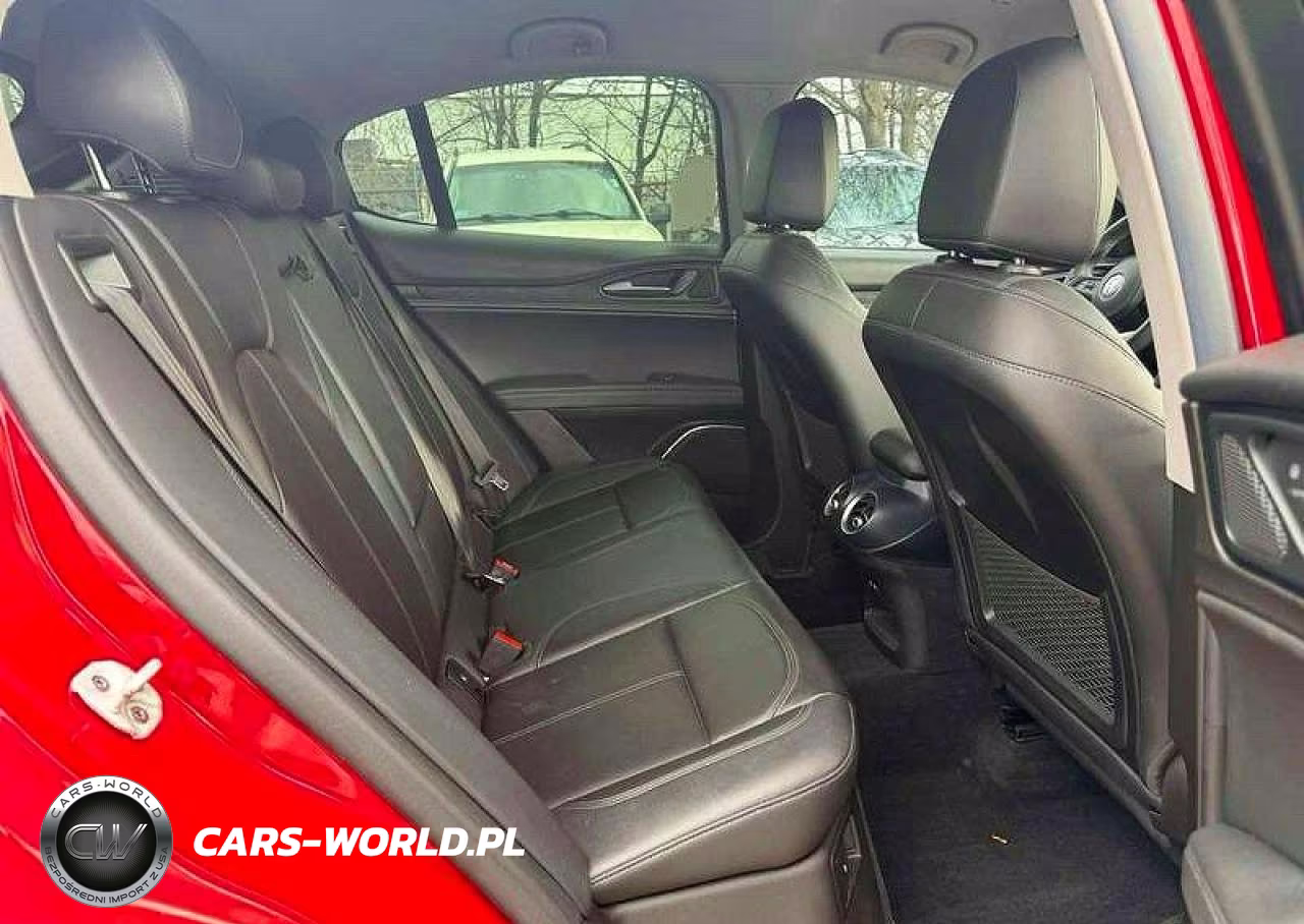 2021 Alfa Romeo Stelvio Sport VIN:ZASPAKAN8M7D07888 - 6