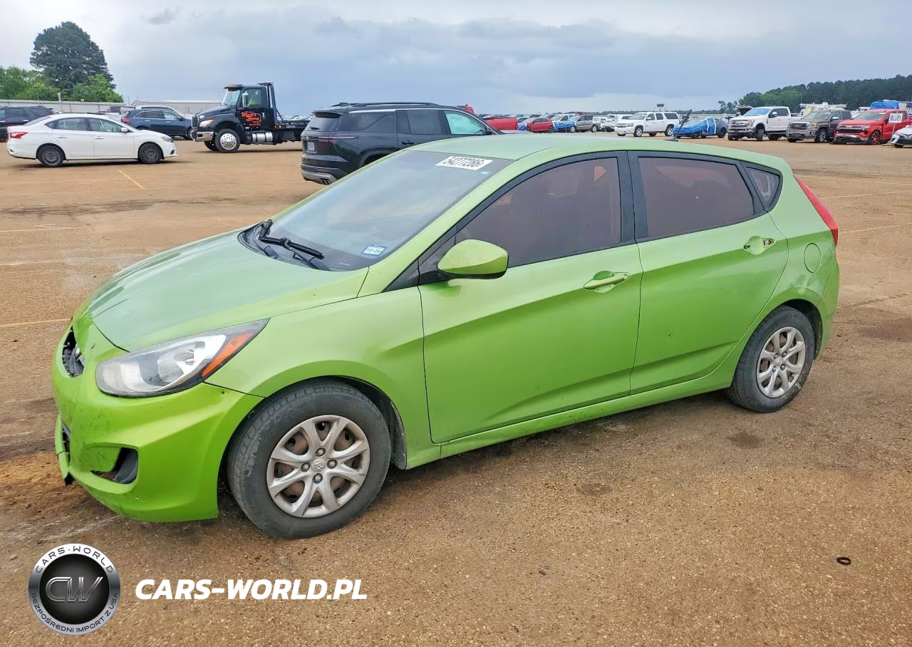 2013 Hyundai Accent Gs
