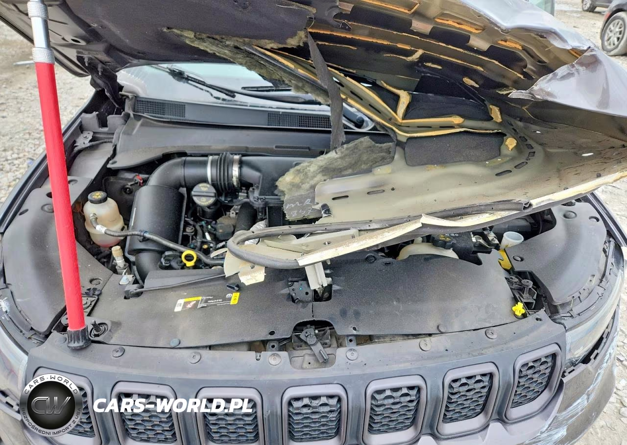 2023 Jeep Compass Trailhawk VIN:3C4NJDDN7PT528003 - 12