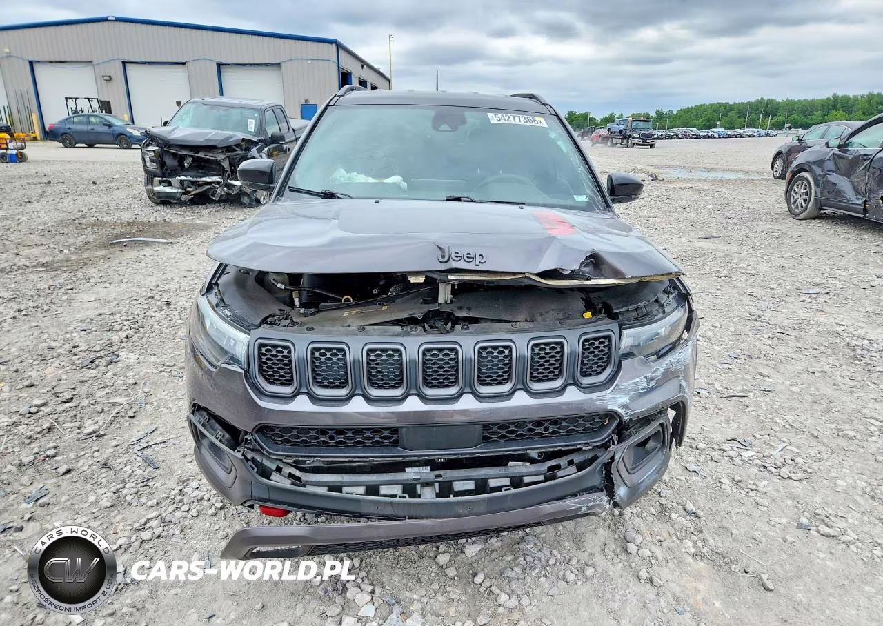 2023 Jeep Compass Trailhawk VIN:3C4NJDDN7PT528003 - 5