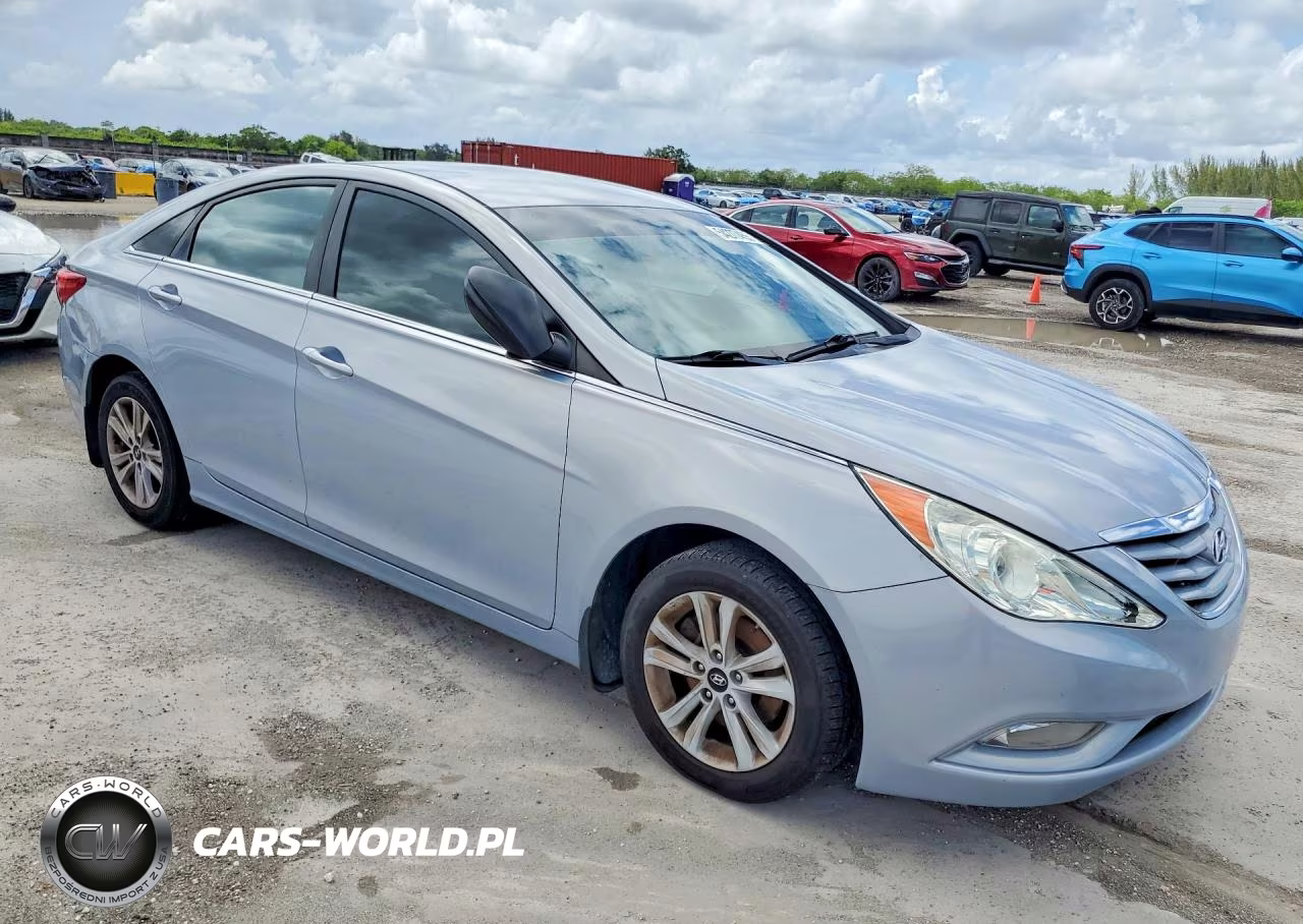 2013 Hyundai Sonata Gls VIN:5NPEB4AC7DH561711 - 4