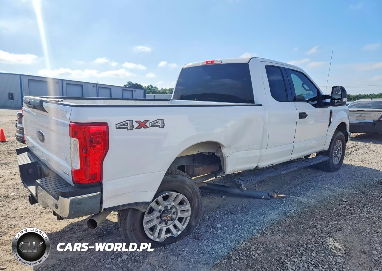 2019 Ford F250 Super Duty VIN:1FT7X2B68KEF22646 - 3