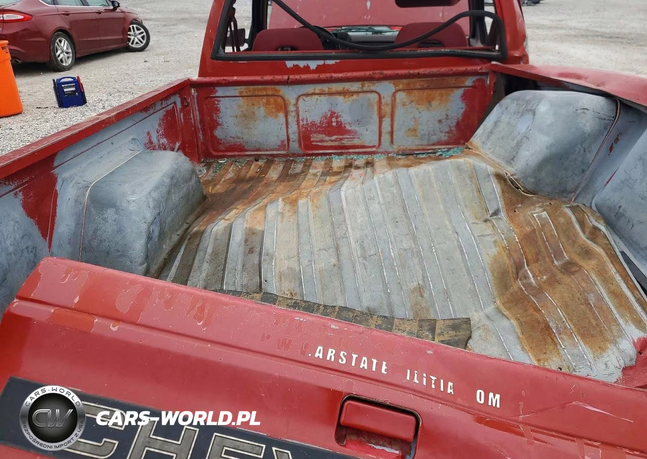 1992 Chevrolet S Truck S10 VIN:1GCCS14R2N8218245 - 10