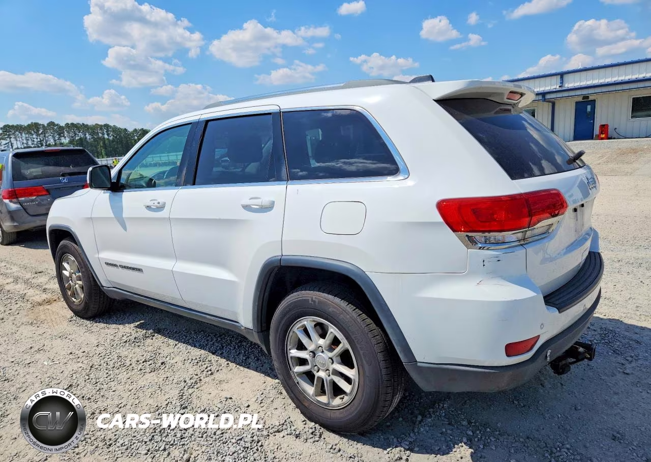 2019 Jeep Grand Cherokee Laredo VIN:1C4RJEAG4KC573482 - 2