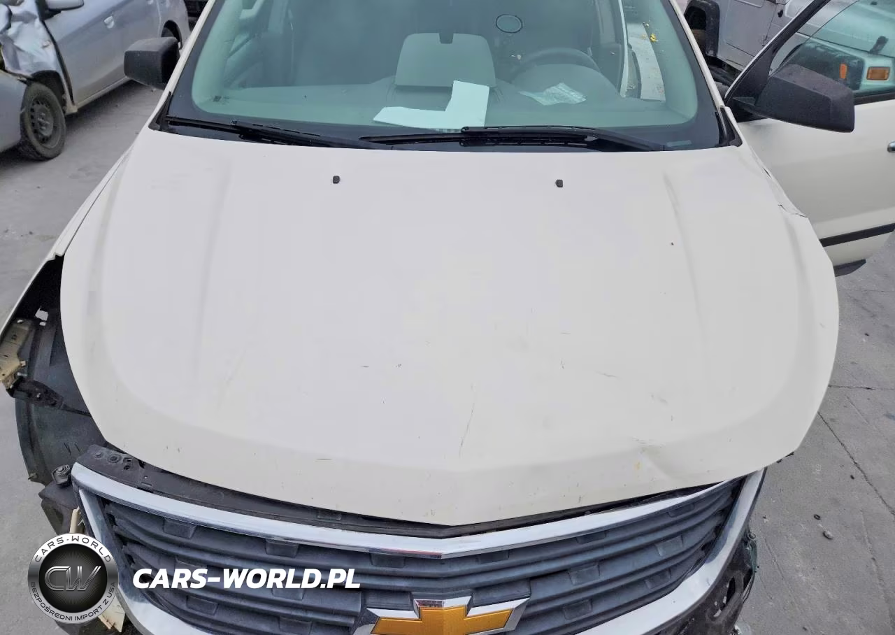 2015 Chevrolet Traverse Ls VIN:1GNKRFKD8FJ104165 - 12