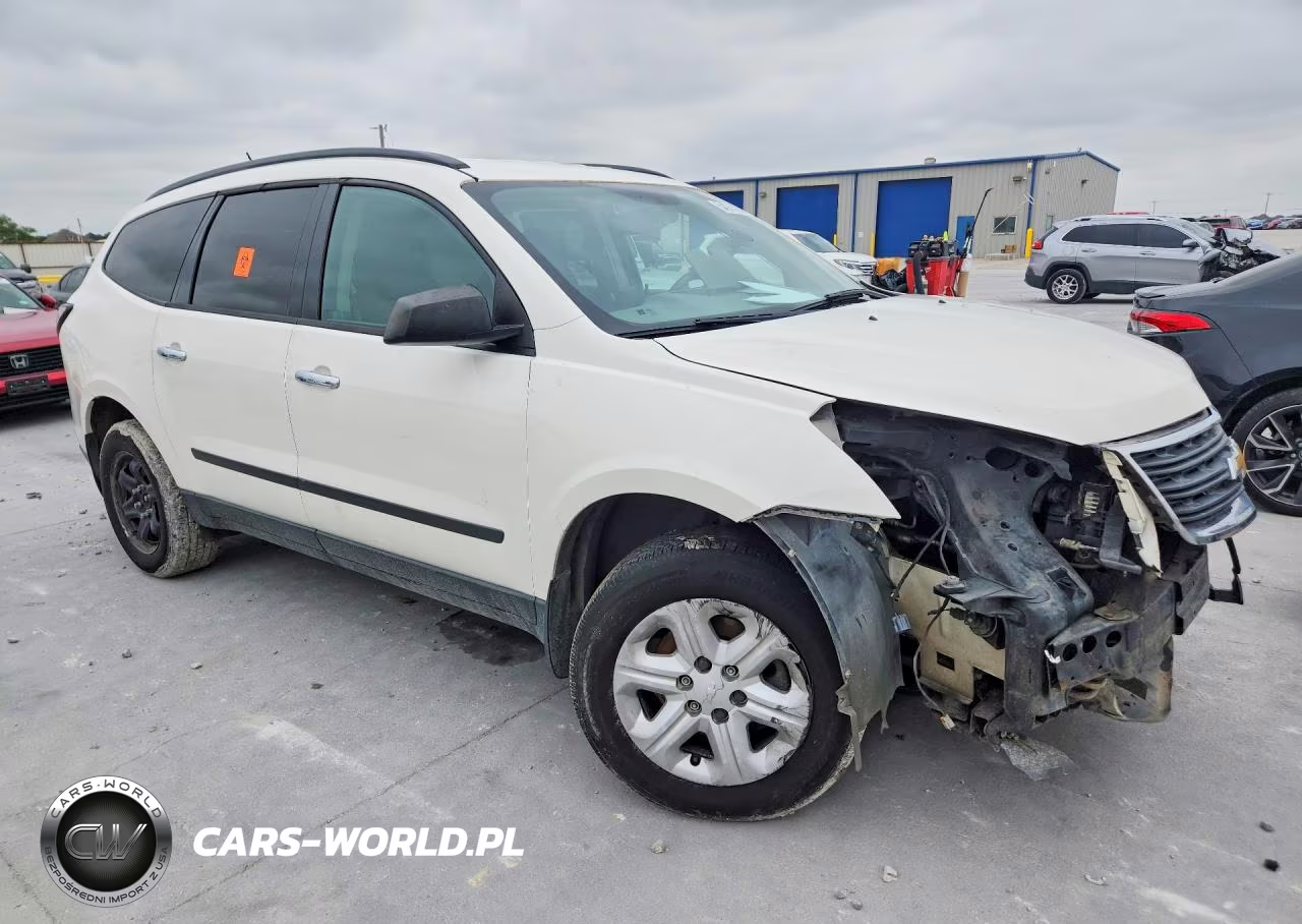 2015 Chevrolet Traverse Ls VIN:1GNKRFKD8FJ104165 - 4