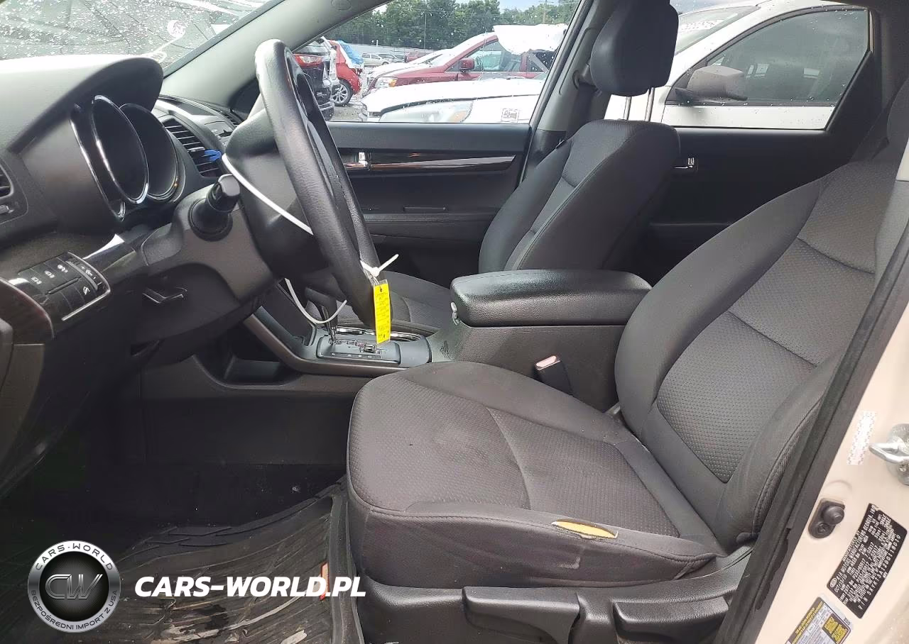 2011 Kia Sorento Lx VIN:5XYKT3A12BG118010 - 7