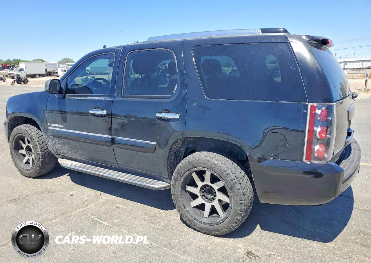 2007 GMC Yukon Denali VIN:1GKFK63837J133224 - 2
