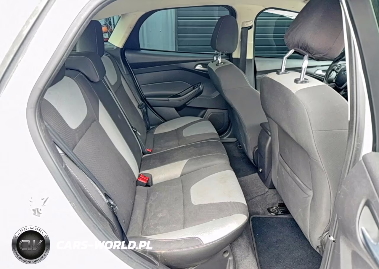 2012 Ford Focus Se VIN:1FAHP3K24CL295305 - 6