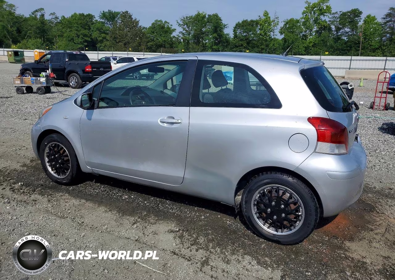 2010 Toyota Yaris Base VIN:JTDJT4K32A5296525 - 2